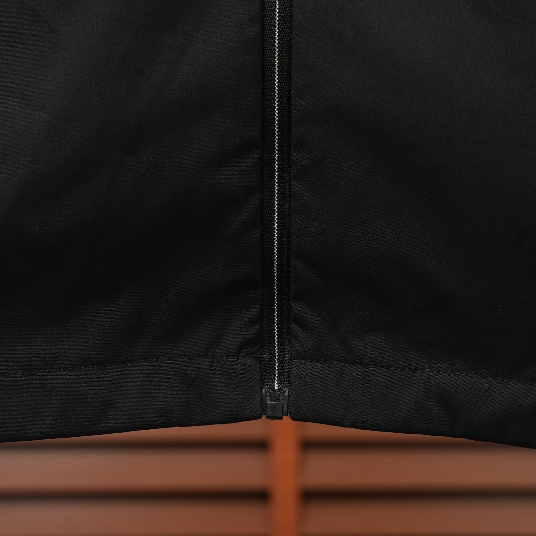 Descente Jacket — Black