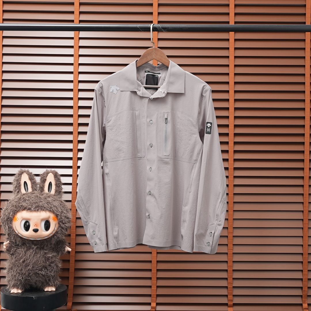 Descente Jacket — Grey