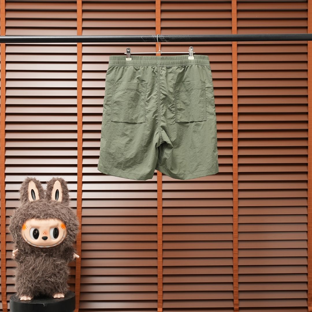Helly Hansen Shorts — Green