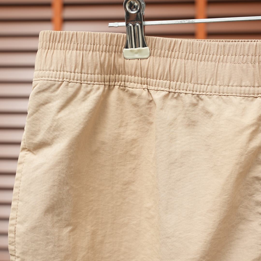 Helly Hansen Shorts — Khaki