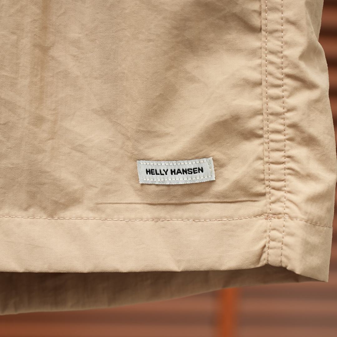Helly Hansen Shorts — Khaki