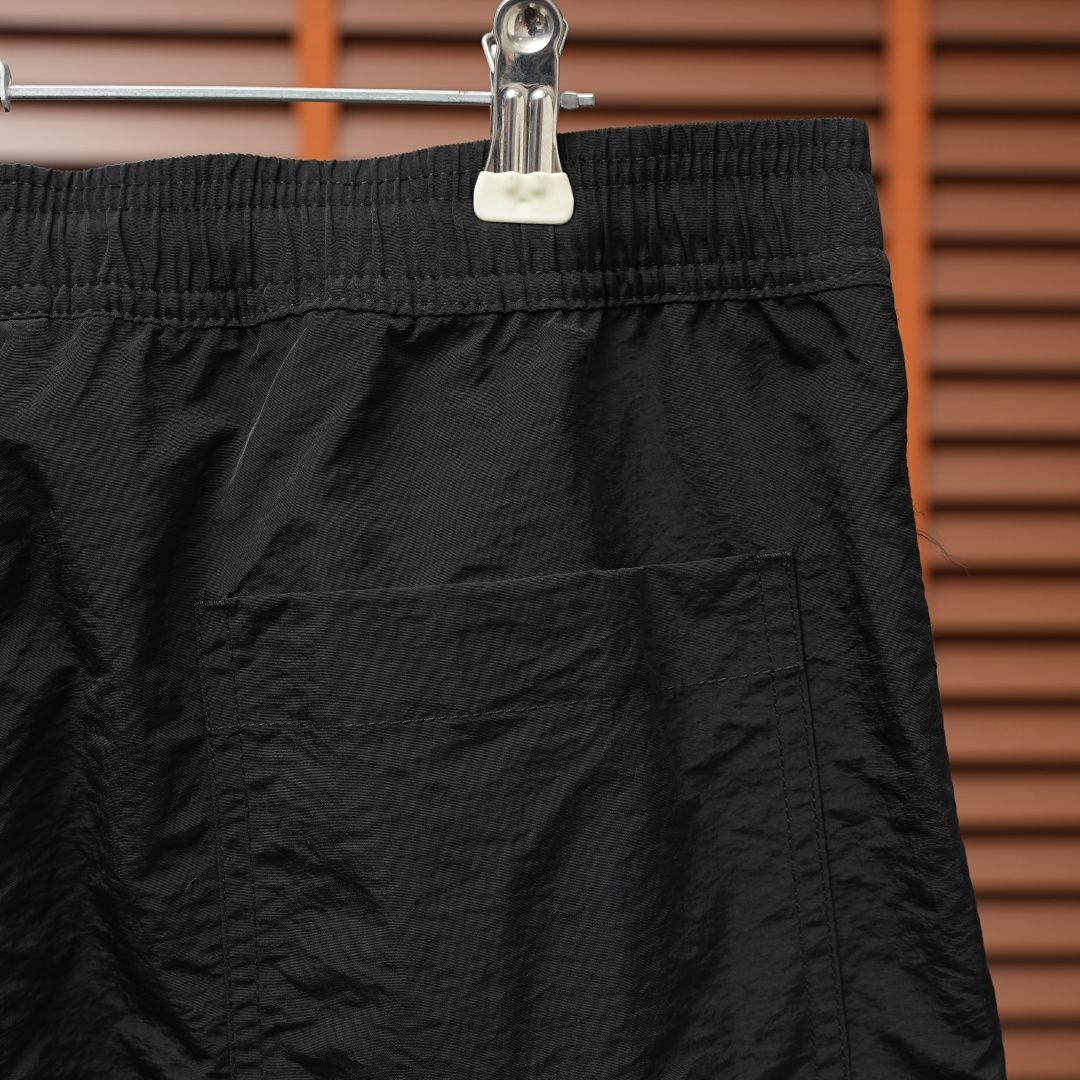 Helly Hansen Shorts — Black