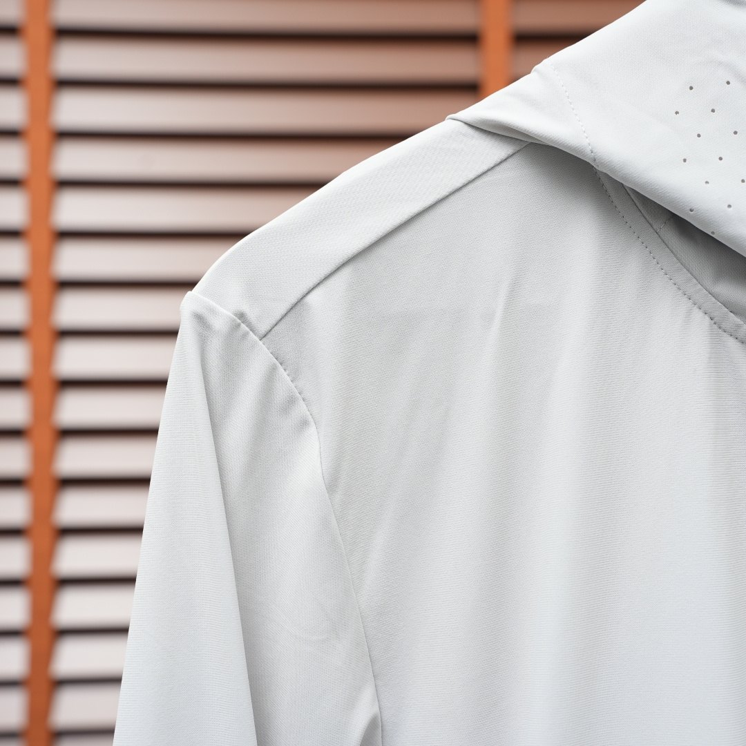 Helly Hansen Jacket — White