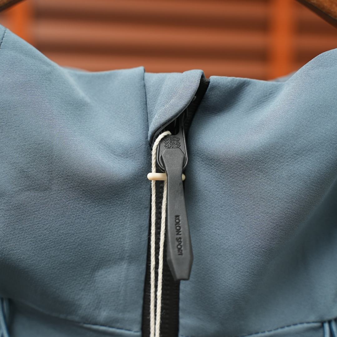 Kolon Sport Jacket — Blue
