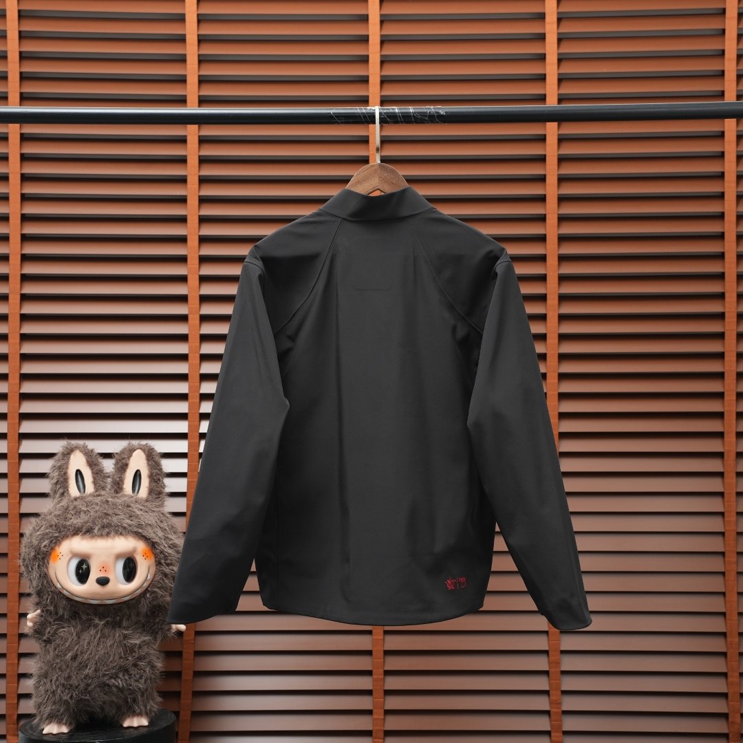Kolon Sport TECHSHELL Jacket — Black