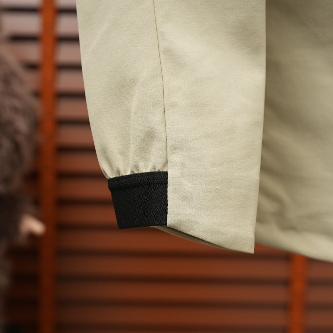 Kolon Sport Jacket — Off-White