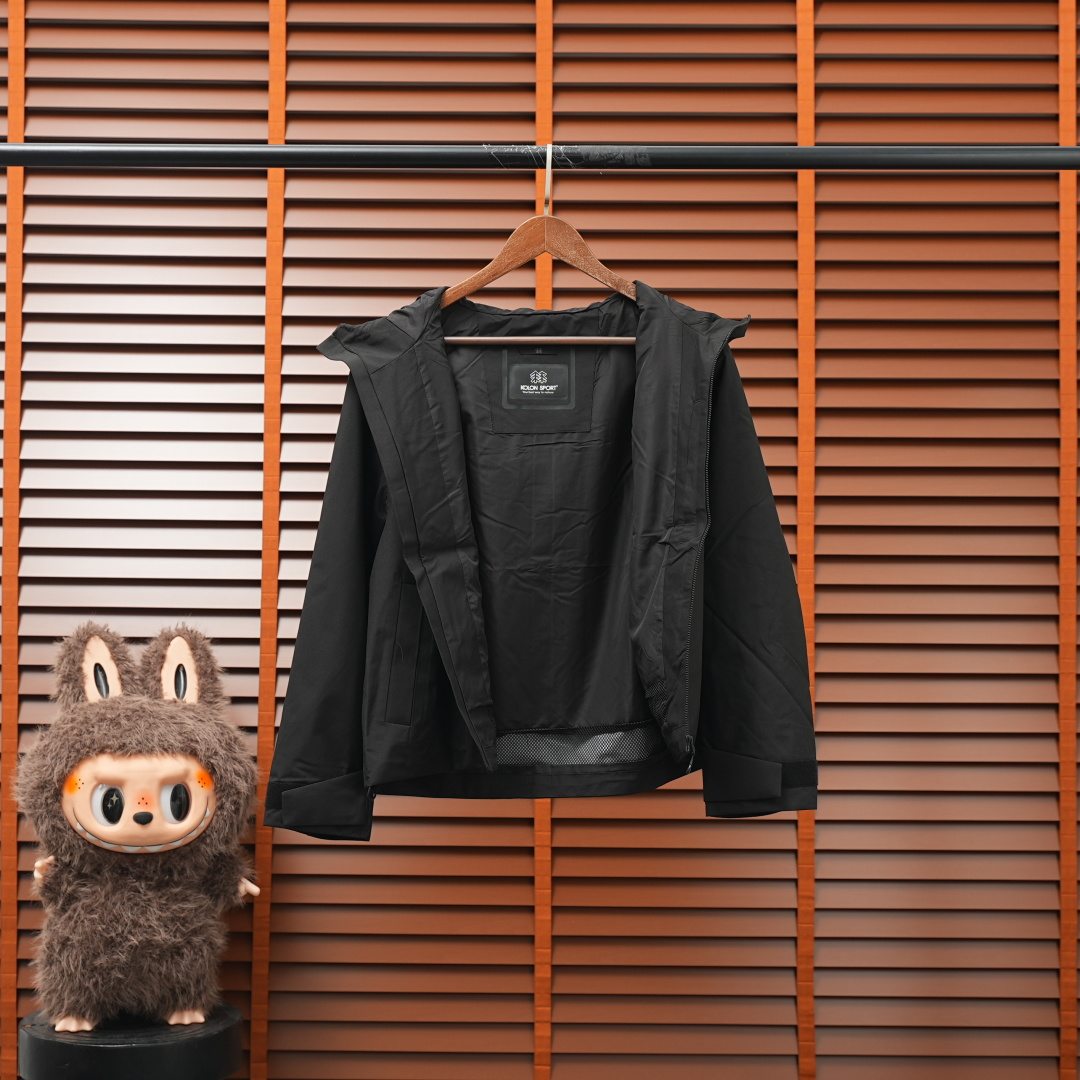 Kolon Sport Jacket — Black