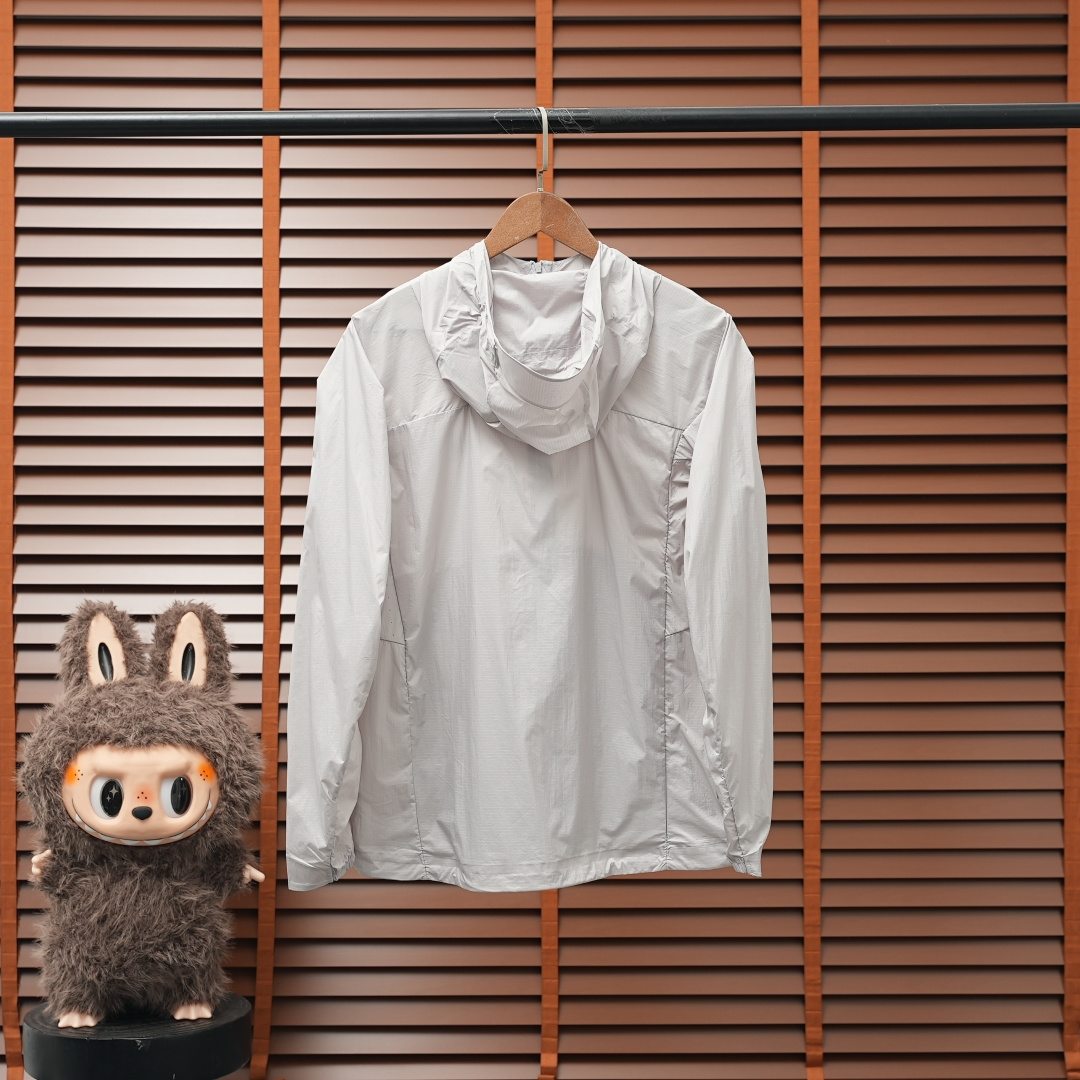 Kolon Sport CLIMBING Jacket — White