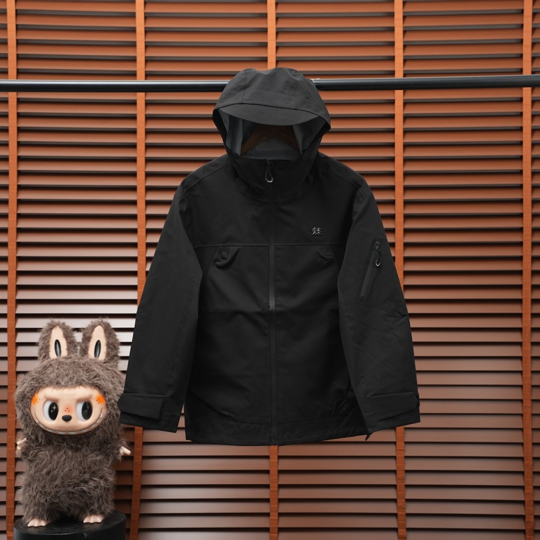 Kolon Sport SOFT ALPINE Jacket — Black