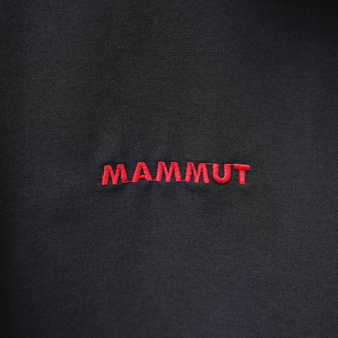 Mammut Jacket — Black