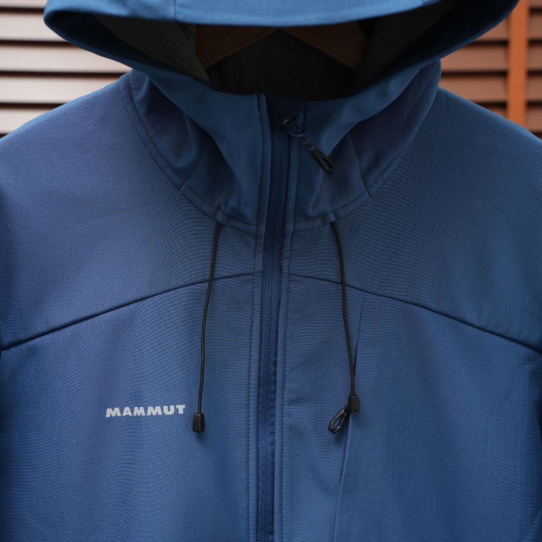 Mammut Jacket — Blue