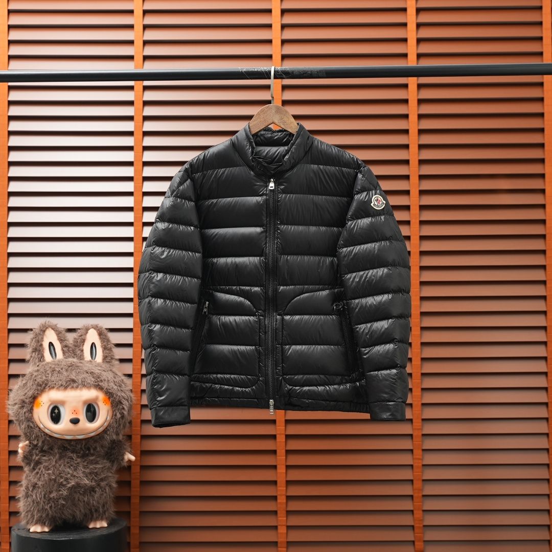 Moncler Down Jacket 2688 — Black