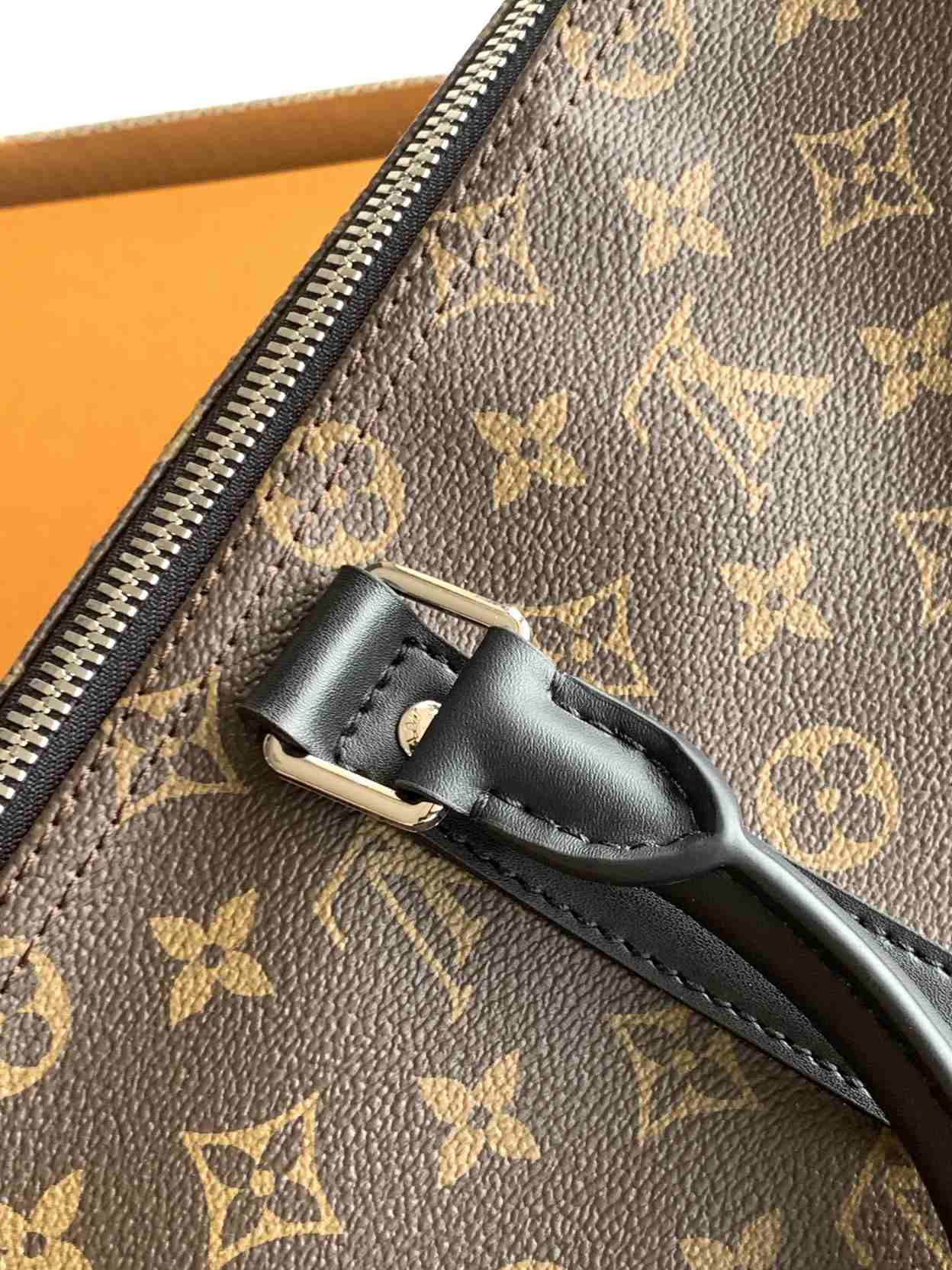 Louis Vuitton Keepall Bandoulière 45 — M56711