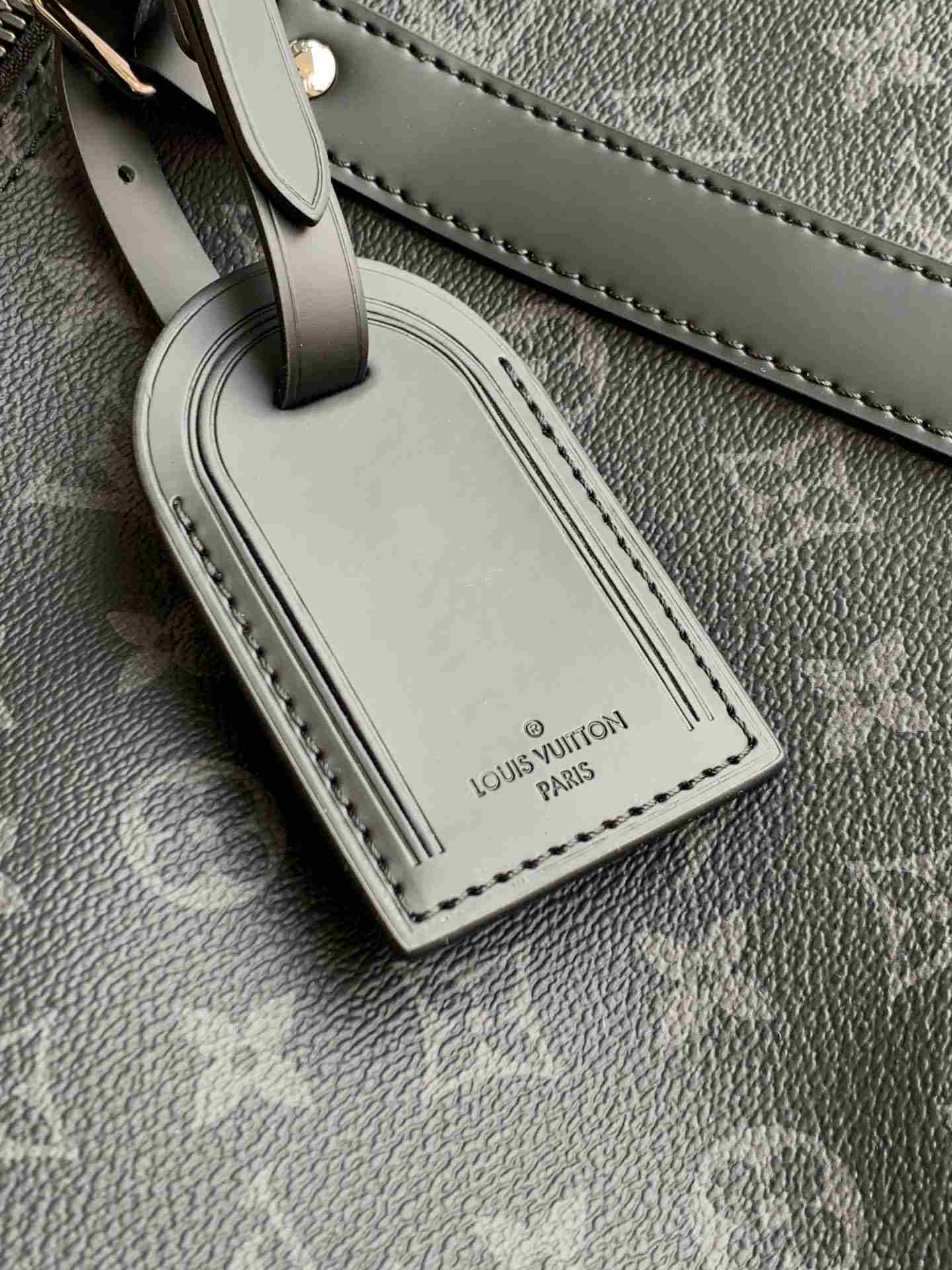 Louis Vuitton Keepall Bandoulière 45 Mon Monogram — P01949