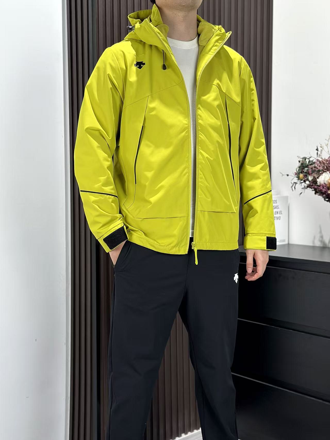 Descente Jacket