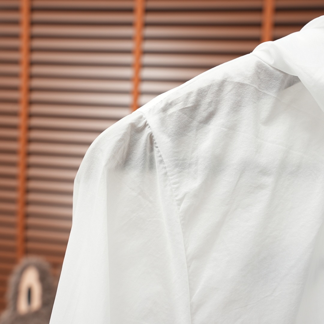 The North Face Jacket — Pure White