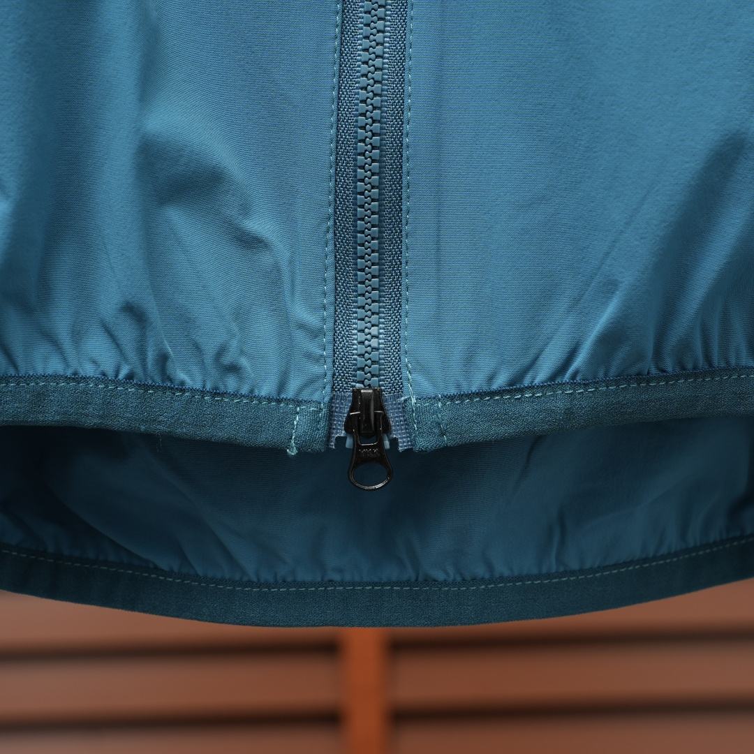 The North Face Jacket — Blue