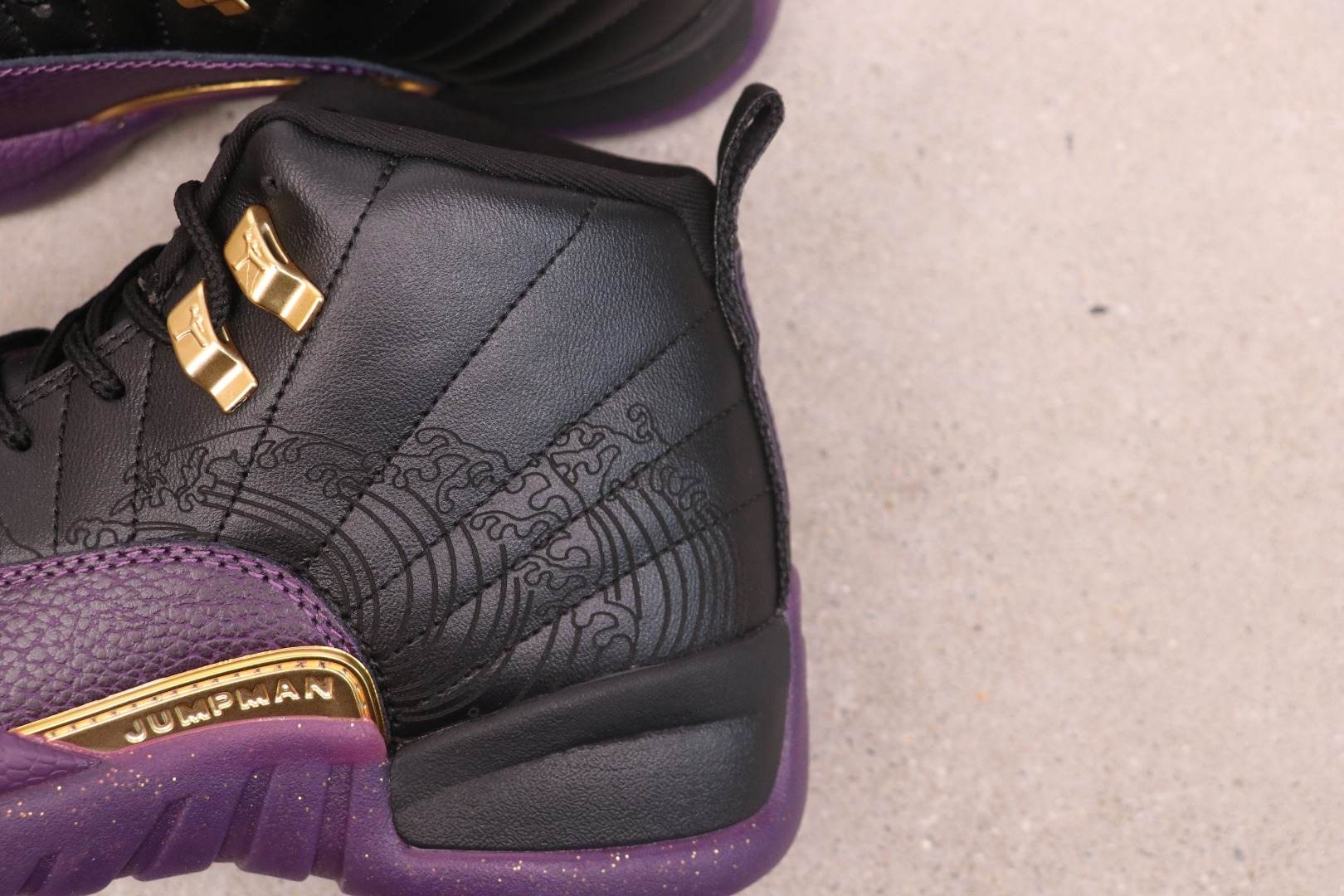 Air Jordan 12 IW1218-098