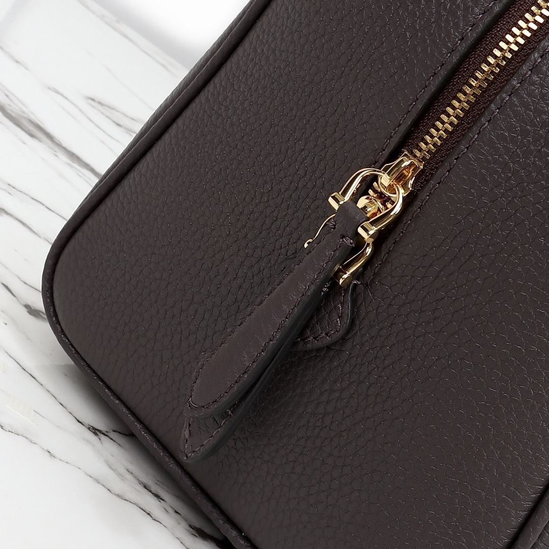 Gucci Large Boston Bag with Bamboo — A006OD