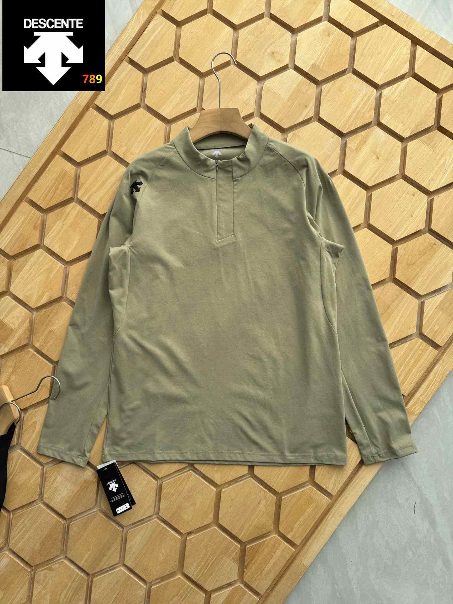Descente Knitwear