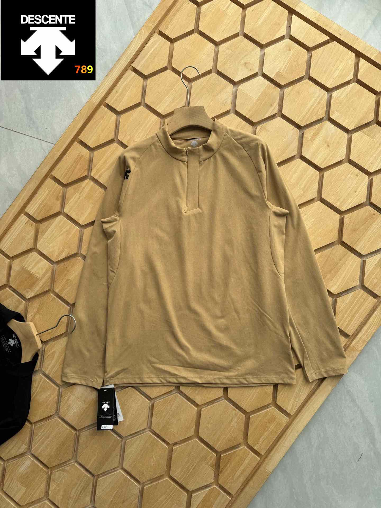 Descente Knitwear