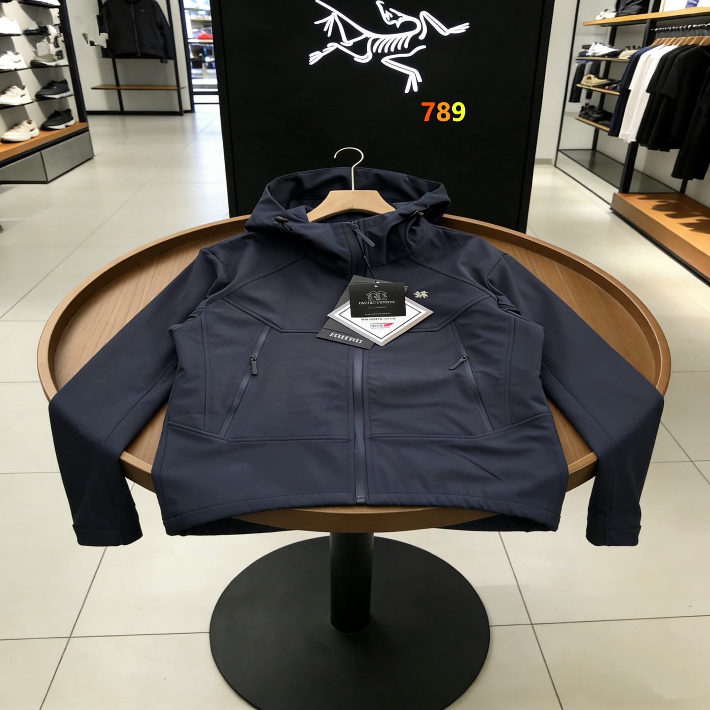 Kolon Sport Jacket