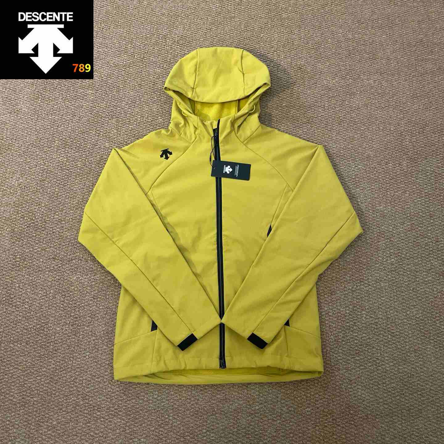 Descente Jacket
