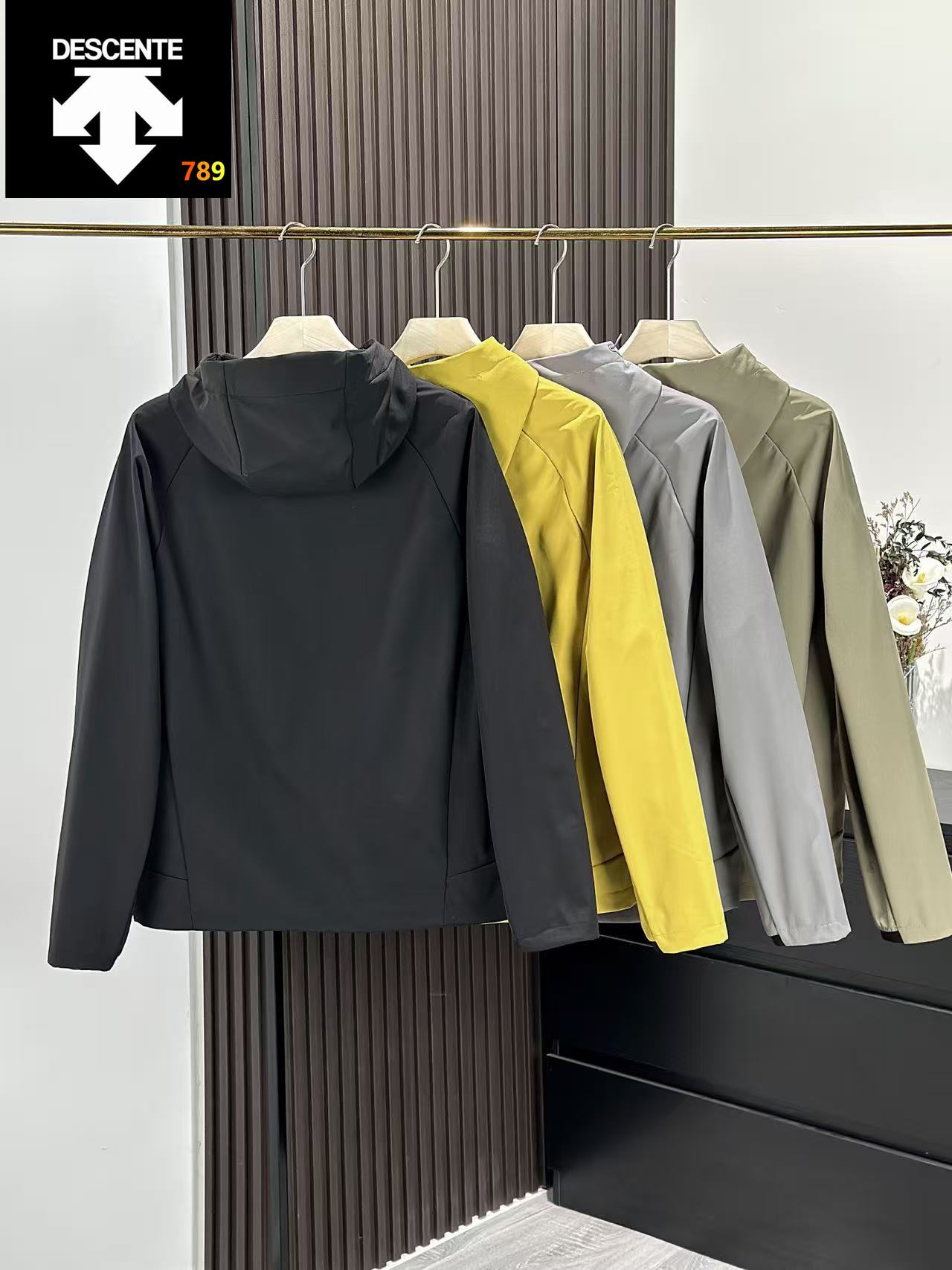 Descente Jacket