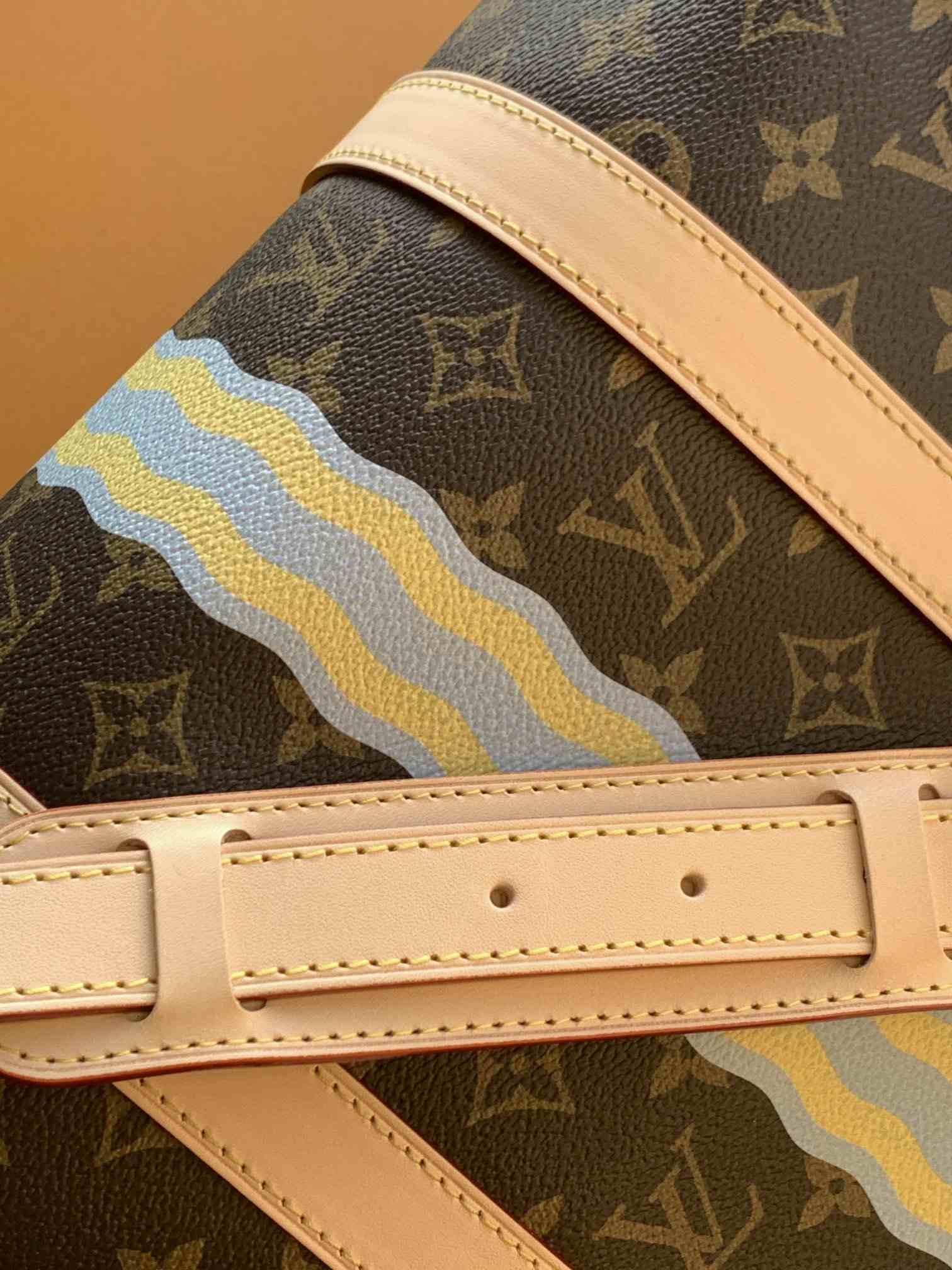 Louis Vuitton Keepall Bandoulière 50 Travel Bag — P01945