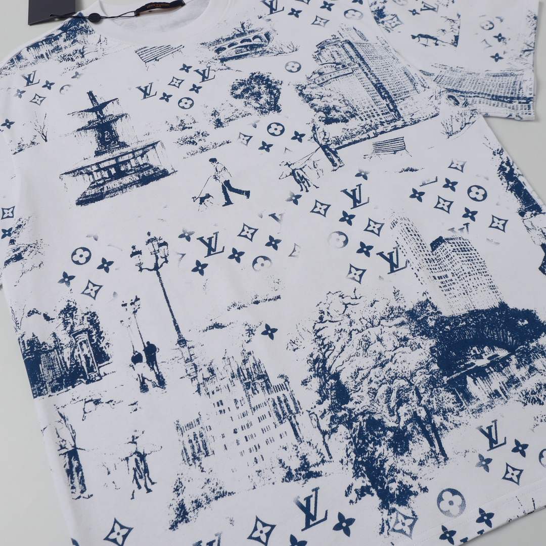 Louis Vuitton T-Shirt — White