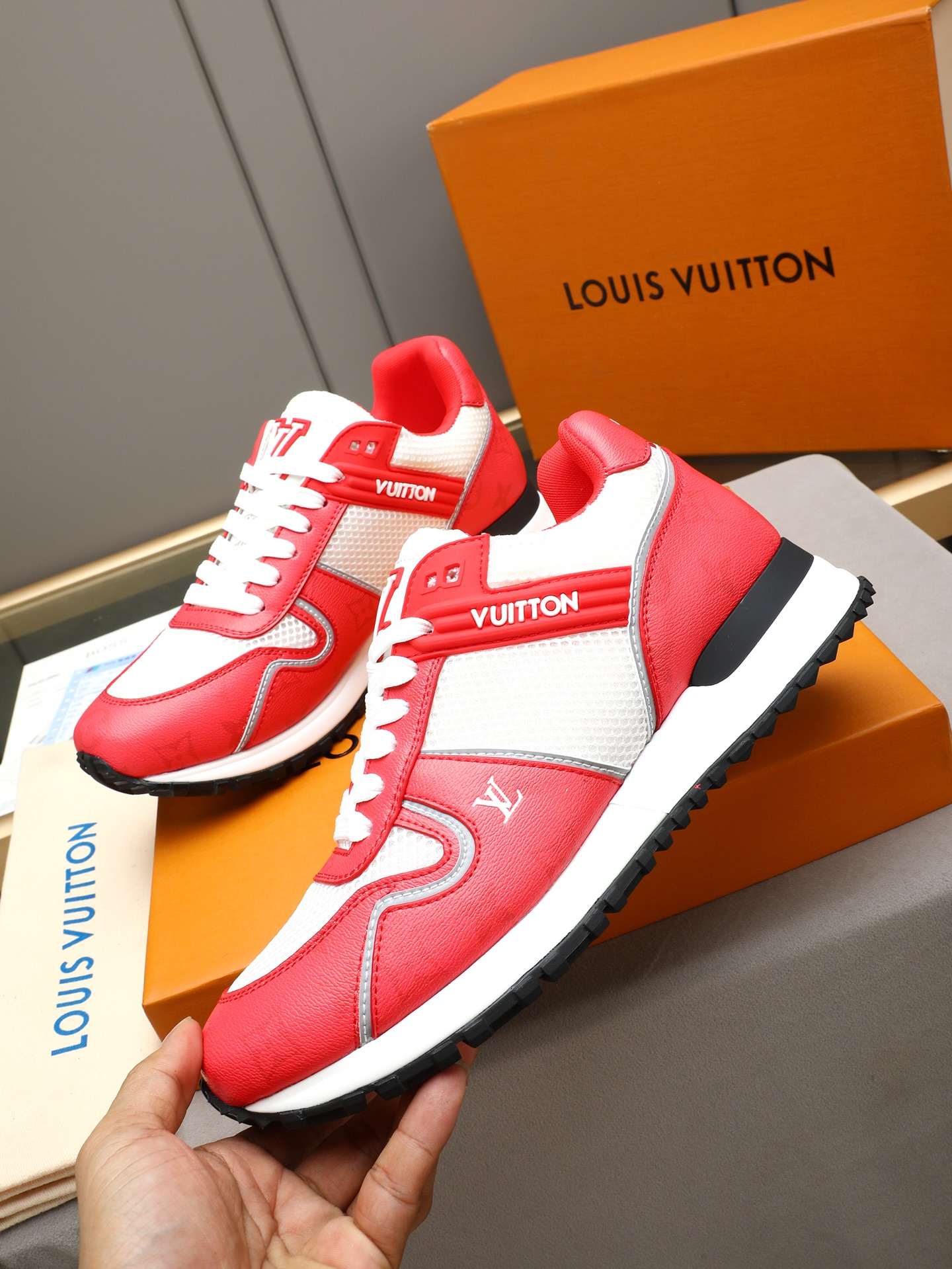 Louis Vuitton Sneakers