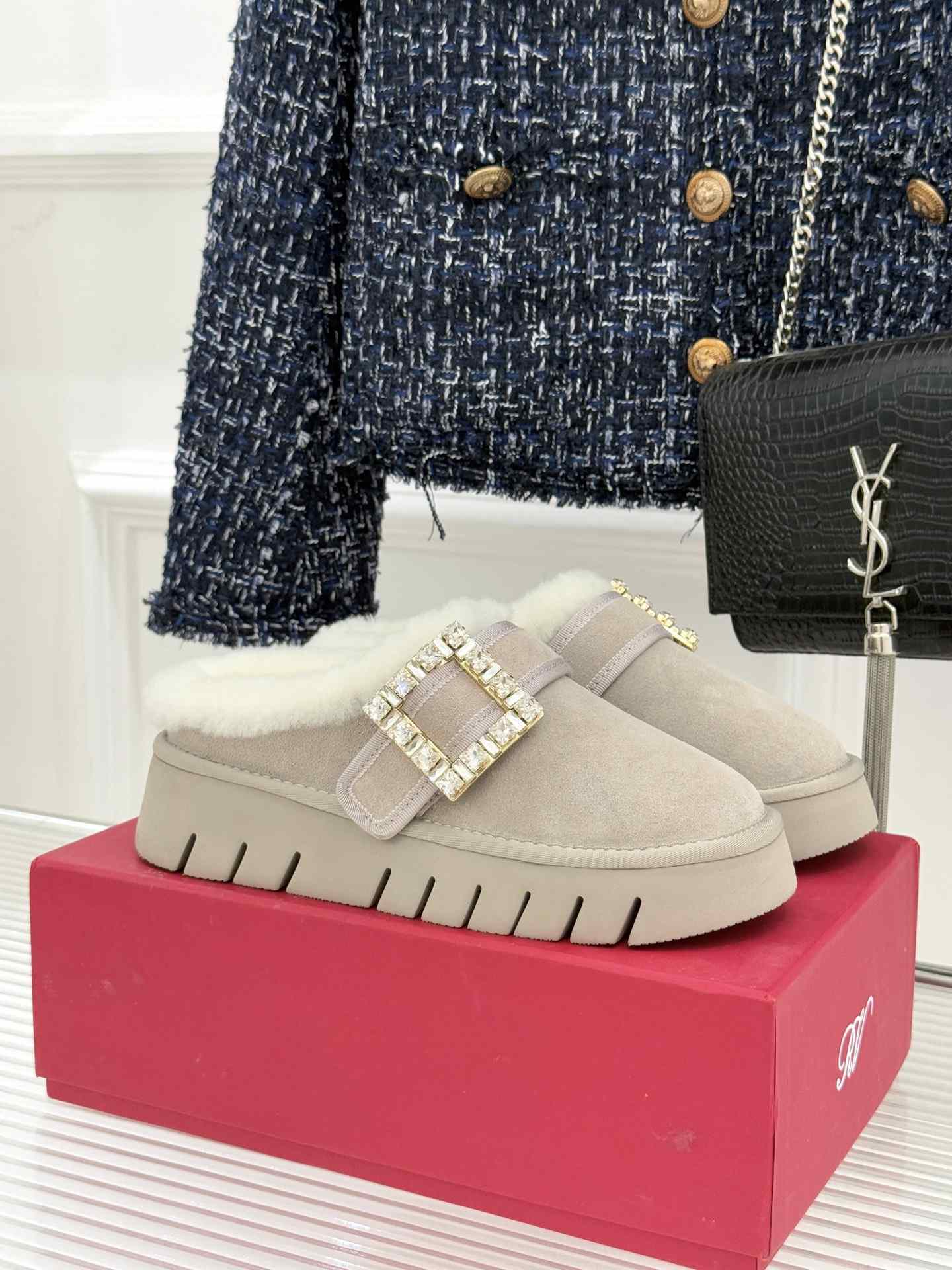 Roger Vivier Boots
