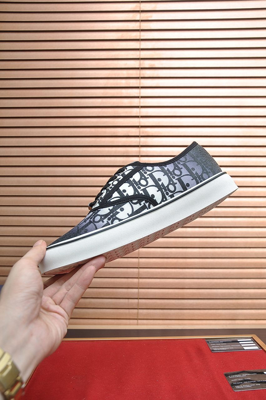 Dior Sneakers