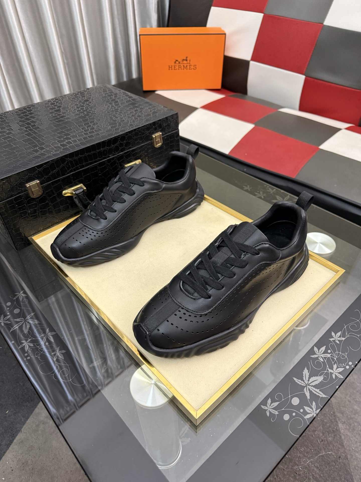 Hermès Round-Toe Sneakers