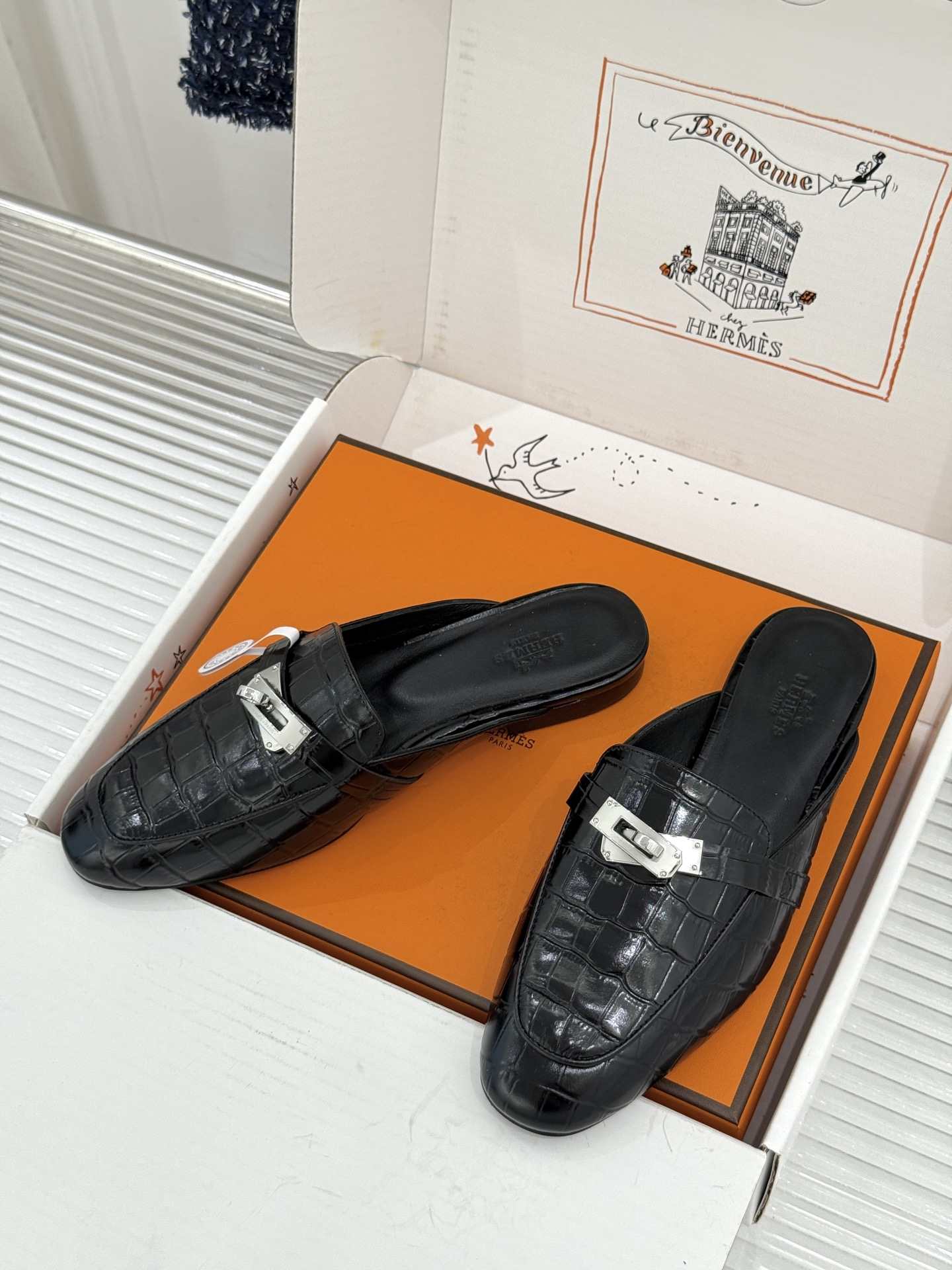 Hermès Slippers