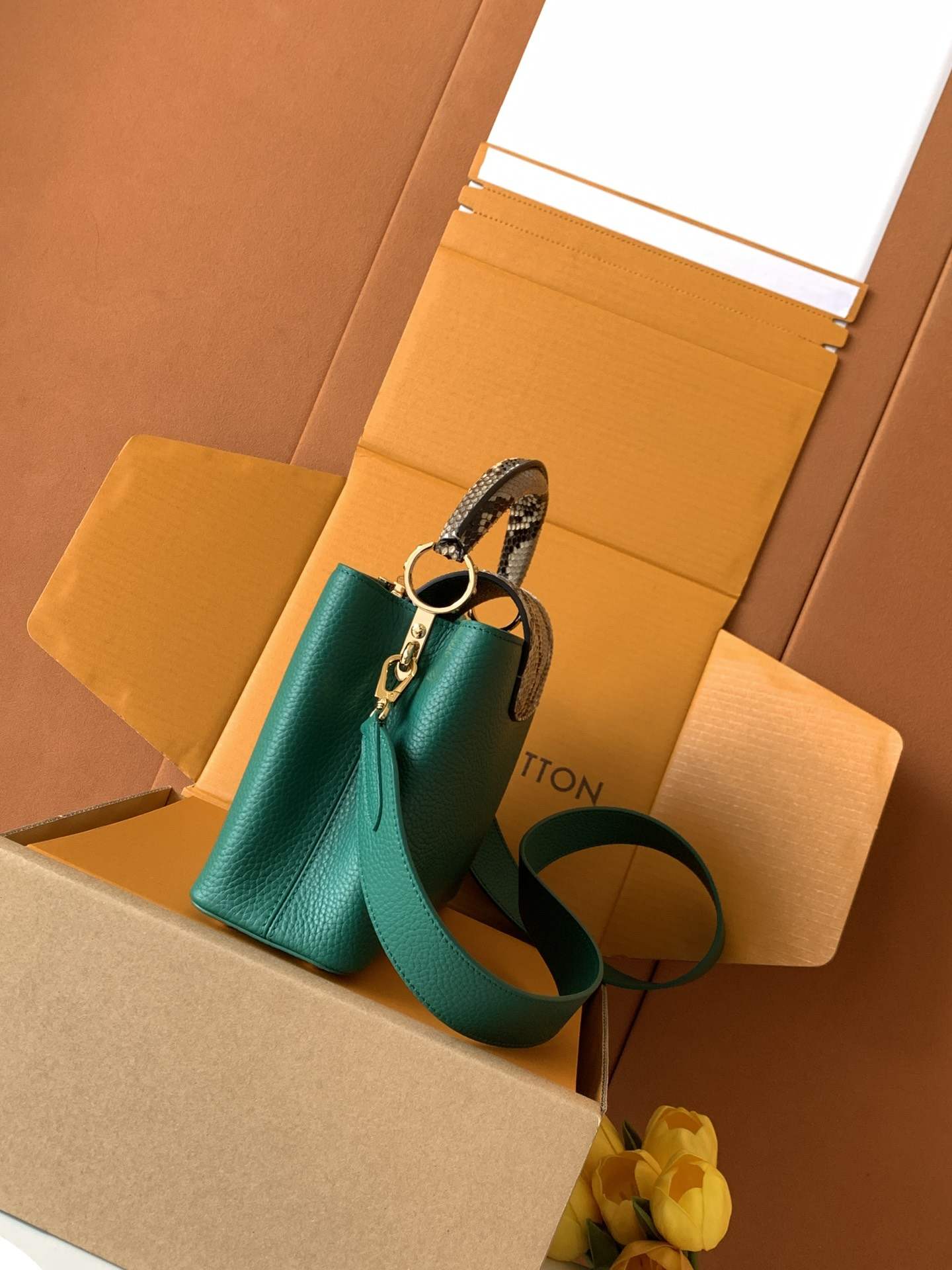 Louis Vuitton Capucines BB Top-Handle Bag