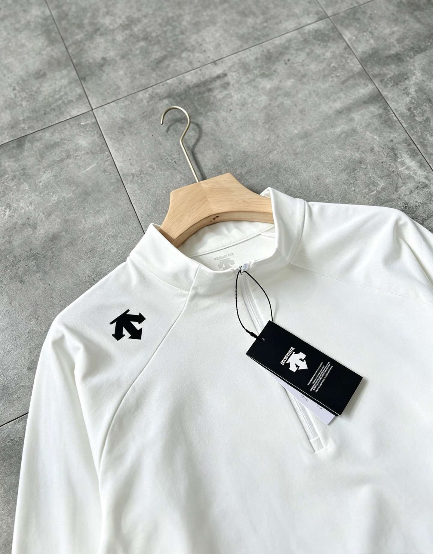 Descente Knitwear