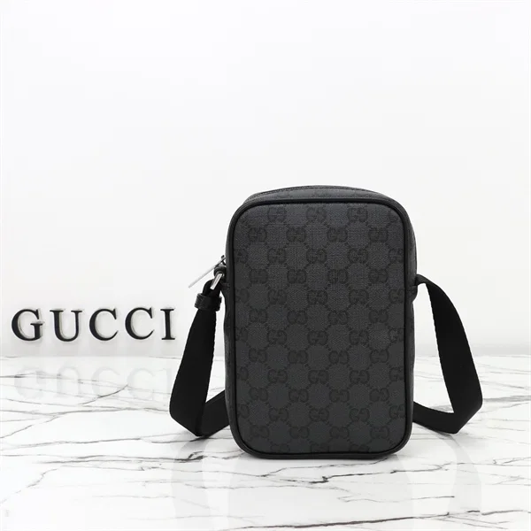 Gucci Gucci Essence Classic Mini Bag — A002SF