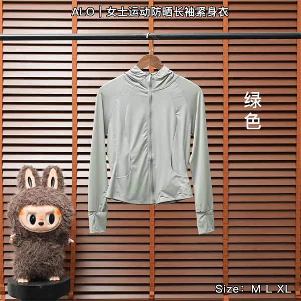 Alo Long-Sleeve Top — Green