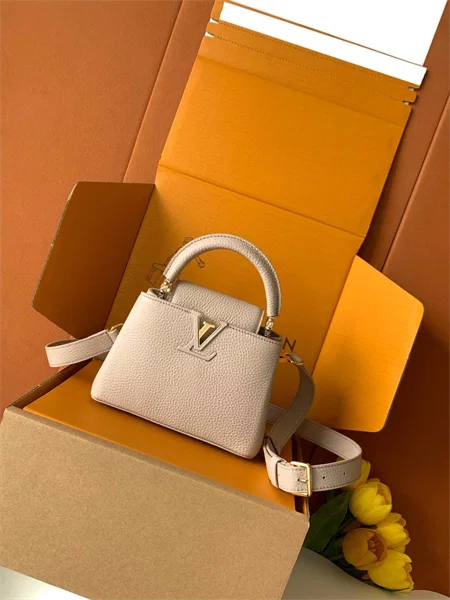 Louis Vuitton Capucines Mini-Style Top-Handle Bag, Pale Grey-Lilac — M24729