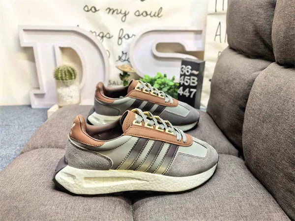 adidas RETROPY E5 Shoes