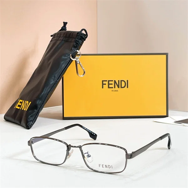 FENDI Sunglasses - FE40292U