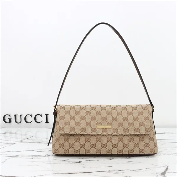 Gucci Madison Medium Shoulder Bag — 874744
