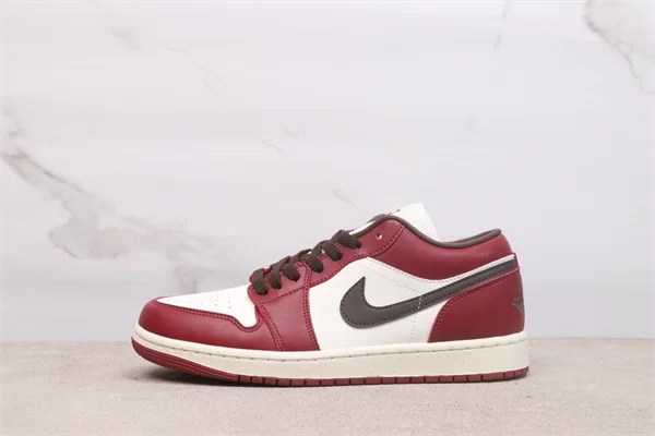Air Jordan 1 Low IX5004-121
