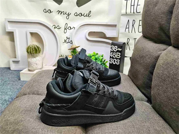 adidas BAD BUNNY FORUM Shoes