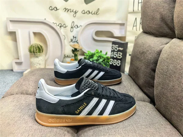 adidas Gazelle Indoor Shoes - JQ8701