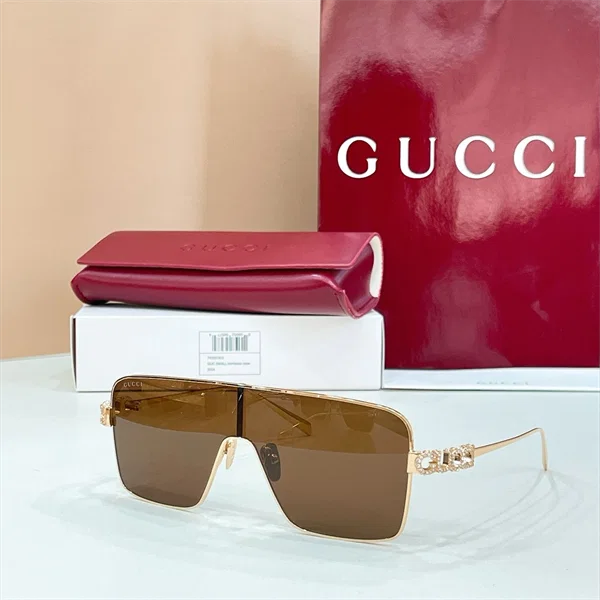 GUCCI Sunglasses - GG1936S