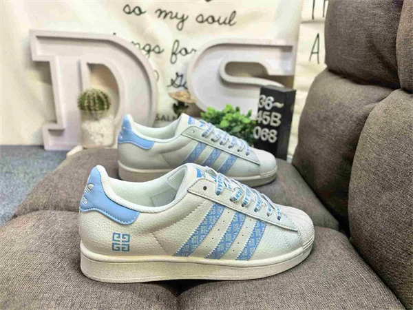 adidas SUPERSTAR II Shoes