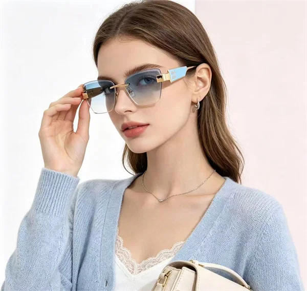 Louis Vuitton Sunglasses - MU1710LV