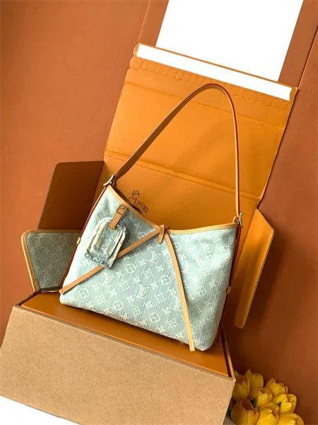 Louis Vuitton CarryAll-Style Shoulder Bag — M11462